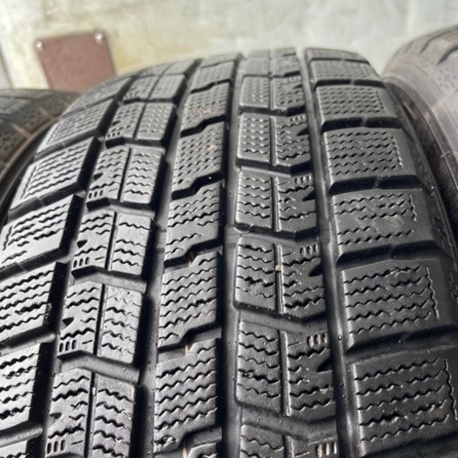 バリ山　GOODYEAR グッドイヤー　ICENAVI7 215/50R17 スタッドレス　タイヤ　2017年製　17インチ