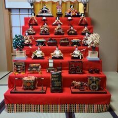 雛人形(七段飾り)差し上げます