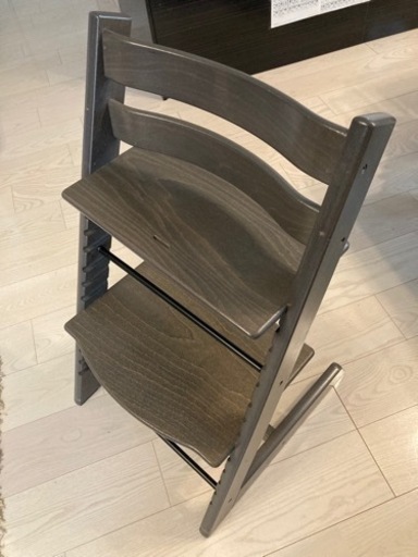 （お取引中）STOKKE ベビーチェア Tripp Trapp