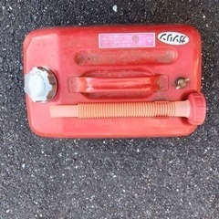 ガソリン缶の画像