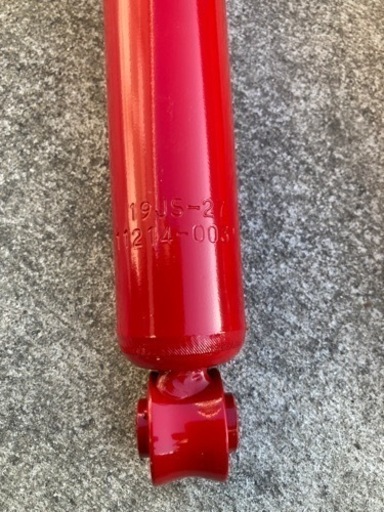 JB23ジムニー用ショックアブソーバー未使用品　１台分
