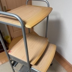 パソコンラックの画像