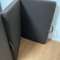 三つ折りマットレス　シングルの画像