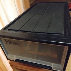 衣装ケースの画像