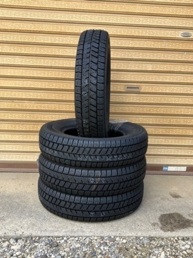 軽四スタッドレスタイヤ 145/80R12 新品未使用