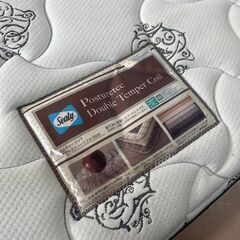 ダブルベッド　マットレス付き　ダークブラウンの画像