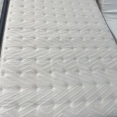 ダブルベッド　ニトリ　マットレス付きの画像