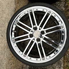 【取引中】17インチアルミホイール　タイヤ付き（溝あり）の画像