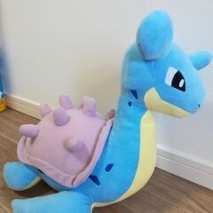 ラプラスのぬいぐるみですの画像