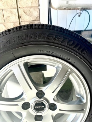 スタッドレスタイヤ175/70R14美品