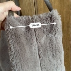 ファーバッグの画像