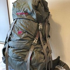 登山リュック　MAMMUT マムート　レディースバックパック