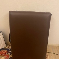ステラミニ　マッサージ用折りたたみベッドの画像