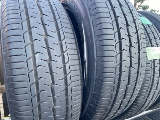 F0008　TOYO H30 ホワイトレタータイヤ215/60R17 109/107R 2023年製造 4本