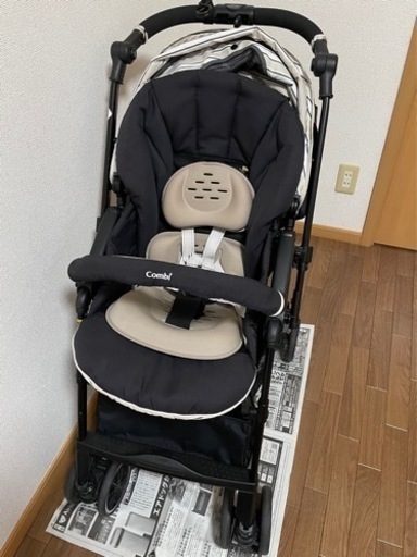 美品　コンビ　ベビーカー　スゴカル　4キャス　compact