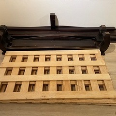 セミダブルローベッド（アジアン猫足）の画像