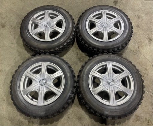 バリ山!14インチスパイクタイヤ