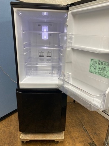 I662 ? 人気のブラック♪ MITSUBISHI 冷蔵庫 (146L) ⭐ 動作確認済 ⭐ クリーニング済