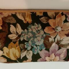 花柄ミニポーチの画像
