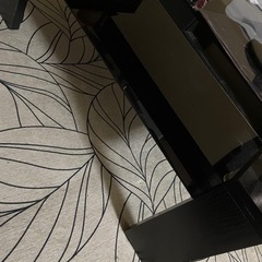 ガラステーブル