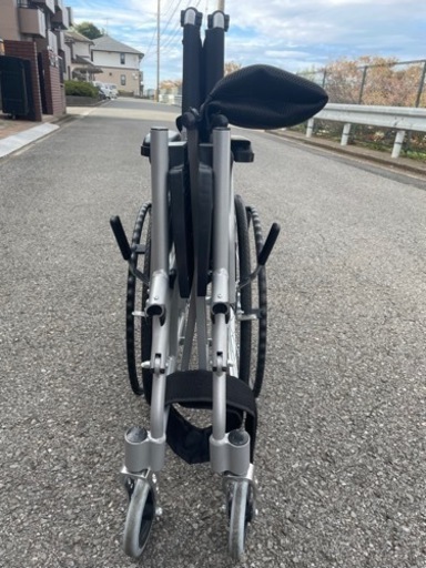 車椅子　短期間使用　美品　ノーパンクタイヤ