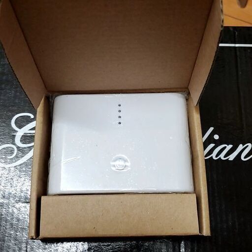 【新品】モバイルバッテリー　12000mA