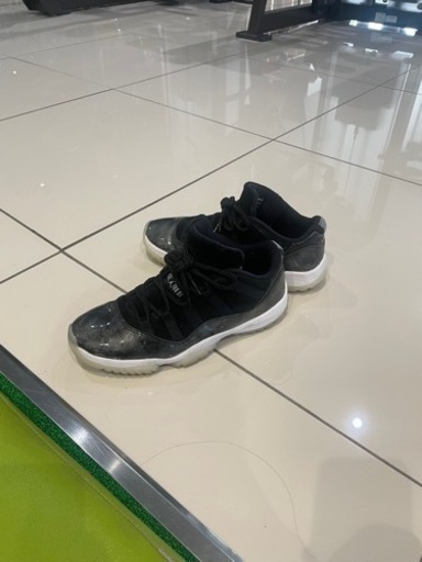 エアジョーダン11  ロー バロンズ