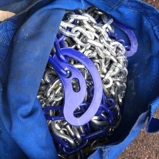 雪道の備えに！　大型トラック用チェーン