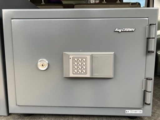 耐火金庫　2017年製　ほぼ未使用