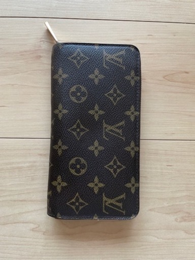 LUIS VUITTON長財布