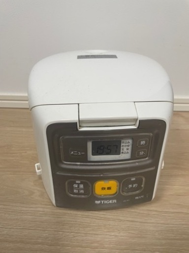 タイガー炊飯器 3合 一人暮らし用JAI-R551W メニュー付き