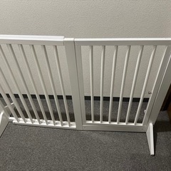 木製ペットゲート伸縮自立脚付