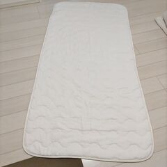 【無料・手渡し】ニトリ 置くだけ簡単 敷きパッド シングル 緩衝材にも