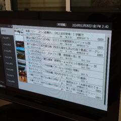 42型日立テレビ（録画機能付）、エレコムテレビ台