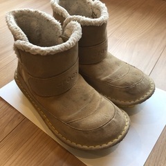 クロックス  ショートブーツの画像