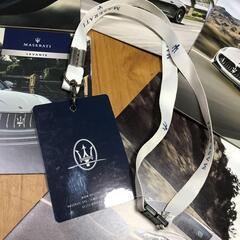 マセラティ ネックストラップ MASERATI factory tour 限定の画像