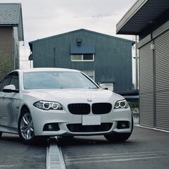車検受けたて　BMW523d(F10)　後期Mスポ　スタッドレス付き