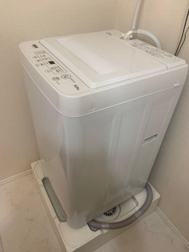 使用期間は約半年の綺麗な洗濯機