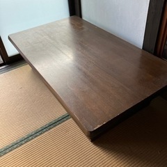 収納付きテーブルの画像