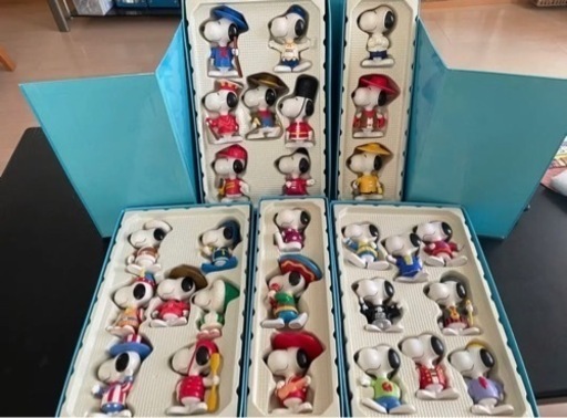 ■激レア！1997年 マクドナルド スヌーピー ワールドツアー フィギュア 28種 約10センチ コレクションボックス セット SNOOPY World Tour
