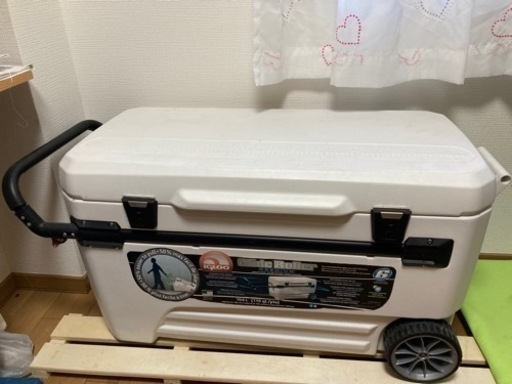 グライドローラープレミアム　104リットル　イグルー　クーラーボックス