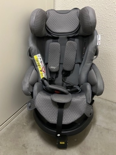 【お引き渡し先決定】アップリカ　フラディア グロウ ISOFIX チャイルドシート