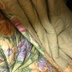 花柄コタツ敷マットの画像