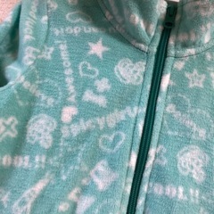 美品⭐︎ 120㎝⭐︎フリースジャケットの画像