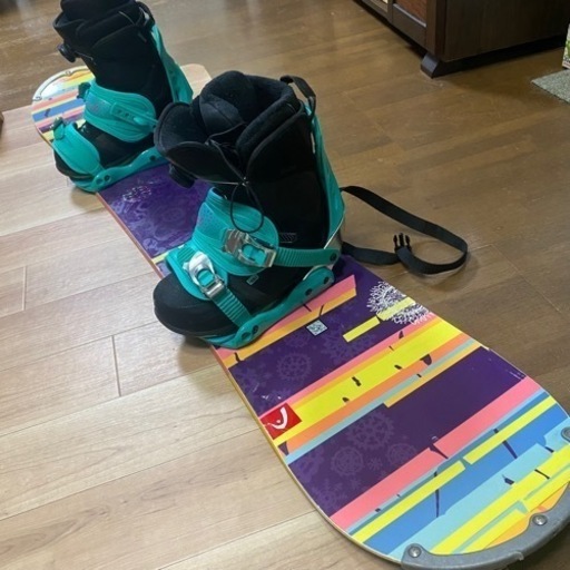 スノーボード3点セット　ブーツ　スノーボード　ビンディング