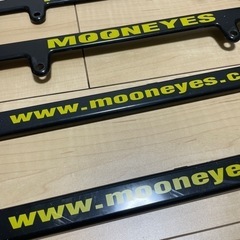 mooneyes ムーンアイズ  ナンバーフレームの画像
