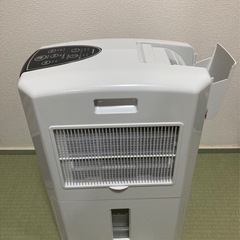 CORONA 除湿機 デジタル操作パネル 家電通販】CORONA コロナ コンプレッサー式 衣類乾燥除湿機 CD-WH1824