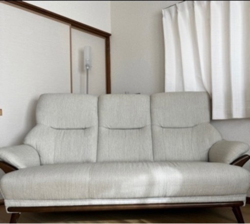 ニトリ　ハイバックソファ