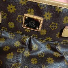 新品同様✨ショルダーバッグ👜💞の画像