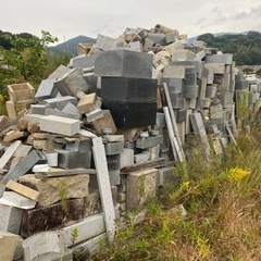 大量石材　沢山　大型　石畳　庭石　石板　庭石　まとめ